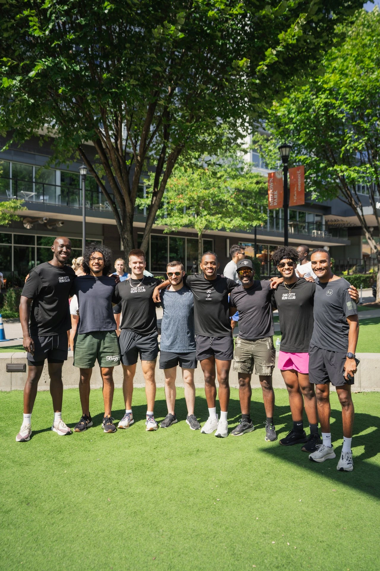The Oak City Run Club crew at Midtown Park